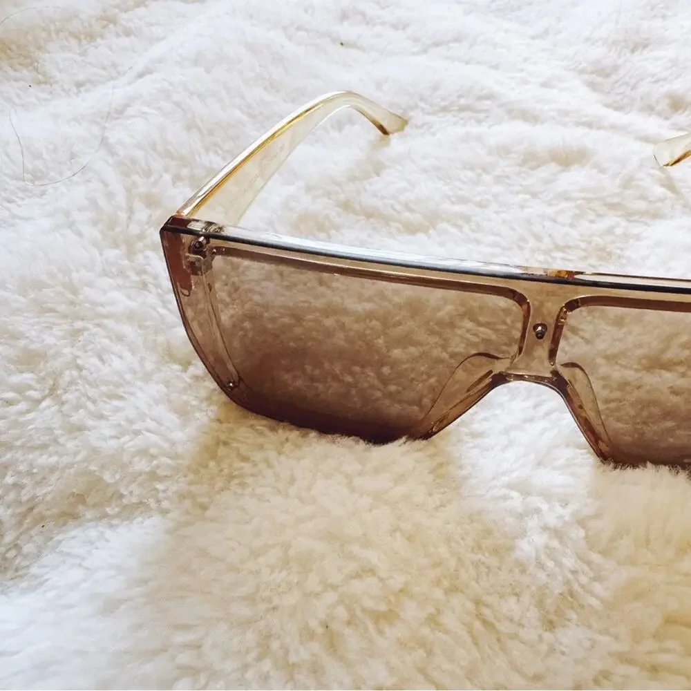Greta Clear Yellow Oversized Statement Sunglasses